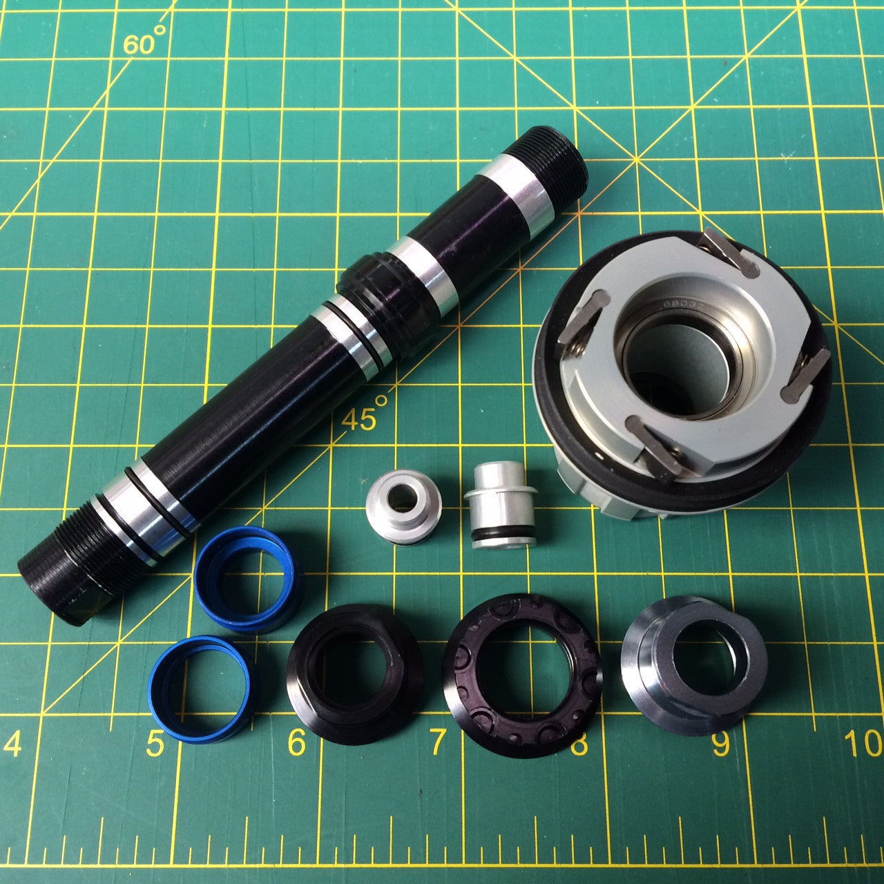 Mavic ITS-4 2012 Freehub+Axle 135/142mm Upgrade Kit- 30871501